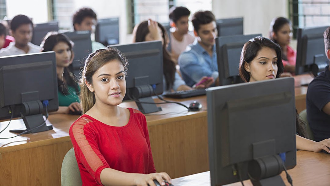 POST GRADUATE DIPLOMA IN COMPUTER APPLICATION